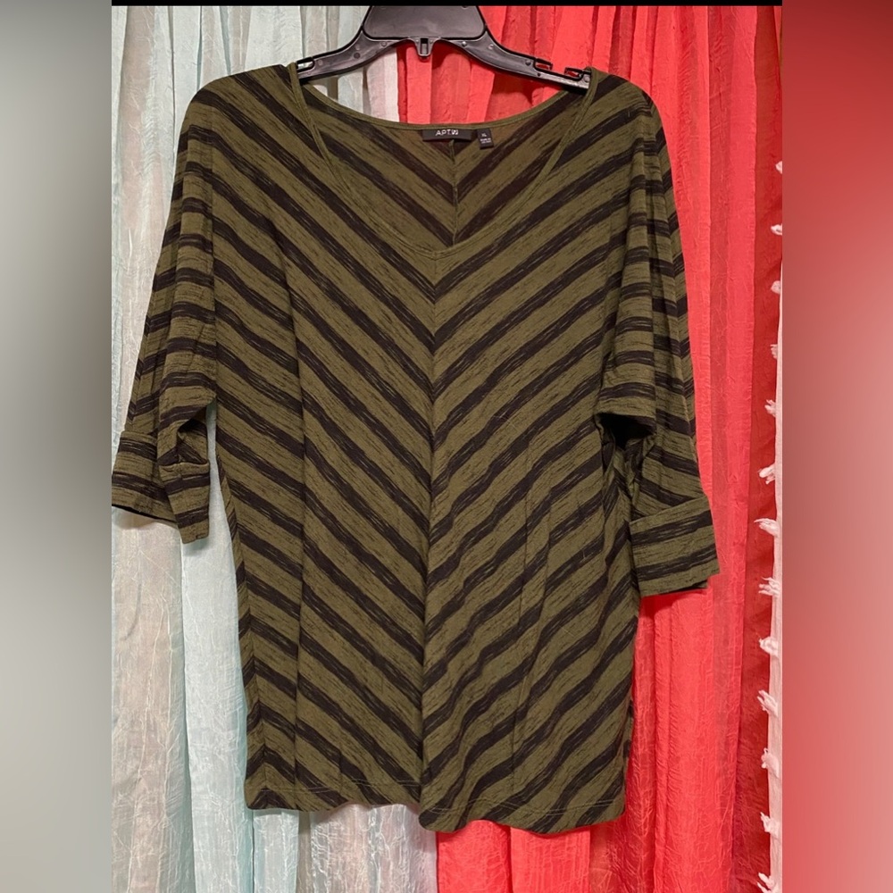 Apt. 9 Green and Black Patterned Shirt - Picture 2 of 3